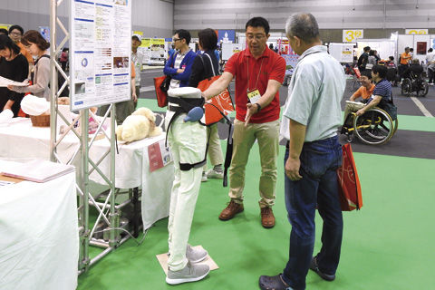 歩行補助具の展示・相談