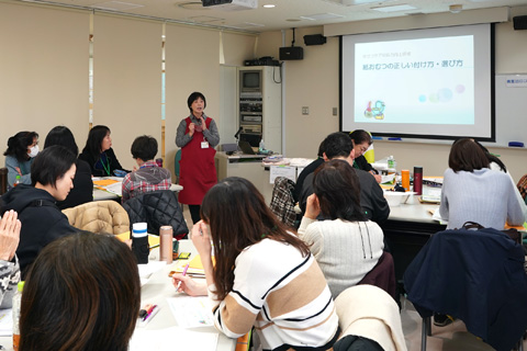 排せつケア対応力向上研修　紙おむつの正しい付け方・選び方